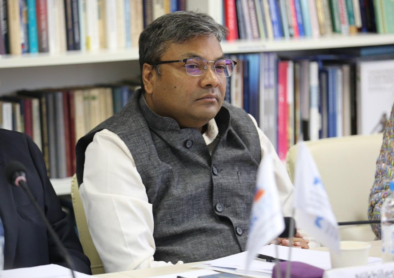 Photo 5420322760363284959 Y